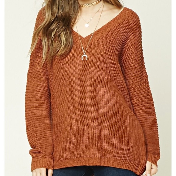 oversized brown knit sweater with cut out - Picture 4 of 4